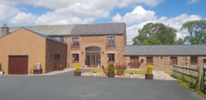 Гостиница THE GINNEY Country Guest House  Пентрит